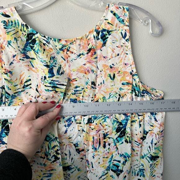 Parker‎ Womens 100% Silk Top One Size Sleeveless Blouse Floral Open Back Tie - Picture 4 of 12